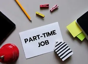 Benefits of a Part-Time Job for Students While Studying